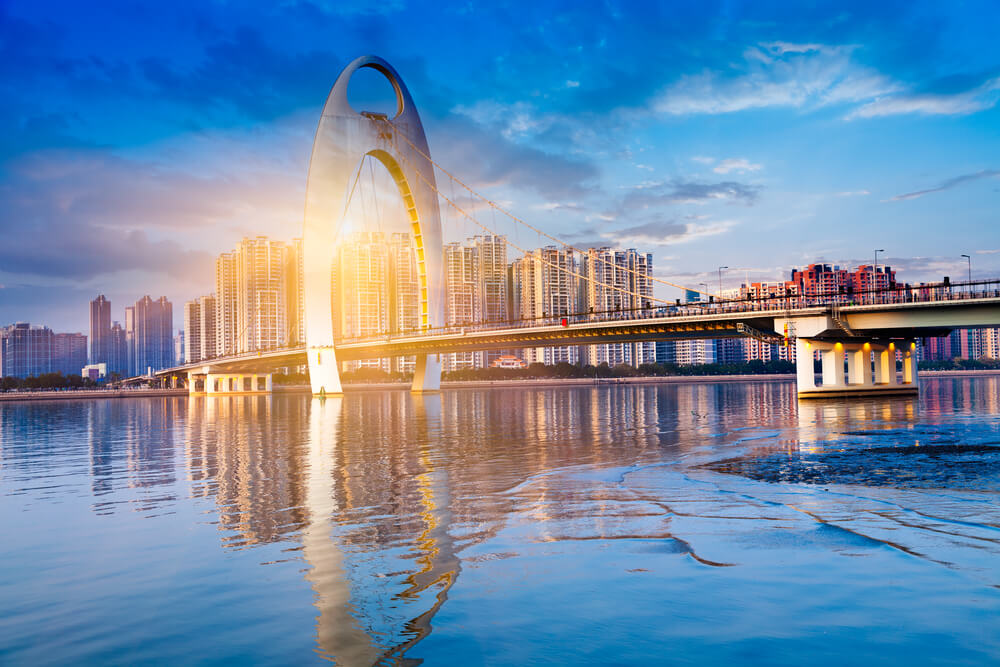 Teach in Guangzhou ESL teachers can visit all of China's sites and cities while teaching in Guangzhou, China